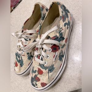 Vans red rose flower print slip on sneakers. Women’s size 6.5